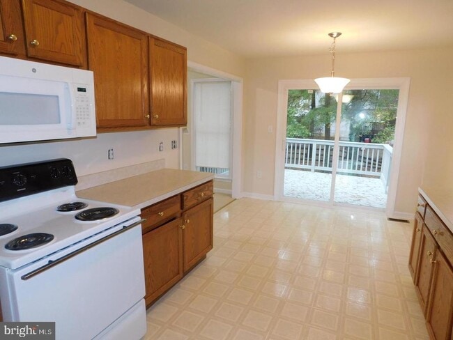 Foto del edificio - 10110 Heriot Row Ct