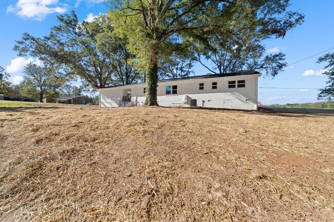 Foto del edificio - 3503 Linwood Rd