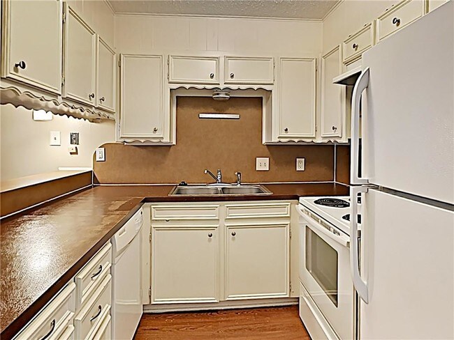 Building Photo - 2923 Las Vegas Trail