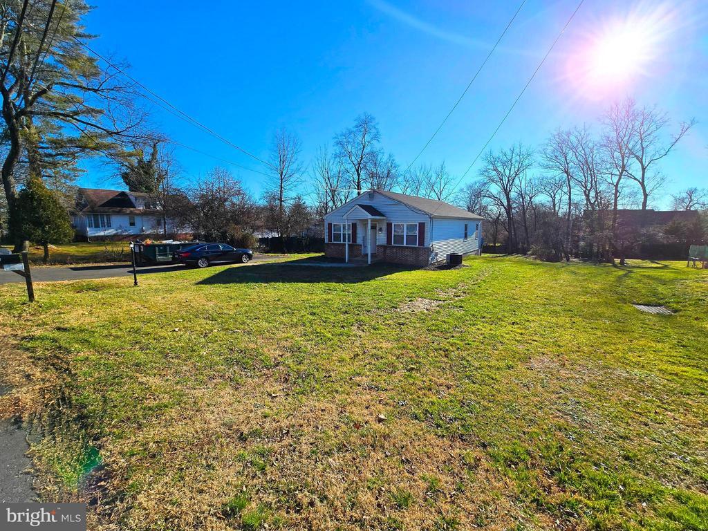 Primary Photo - 2312 Evergreen Ave