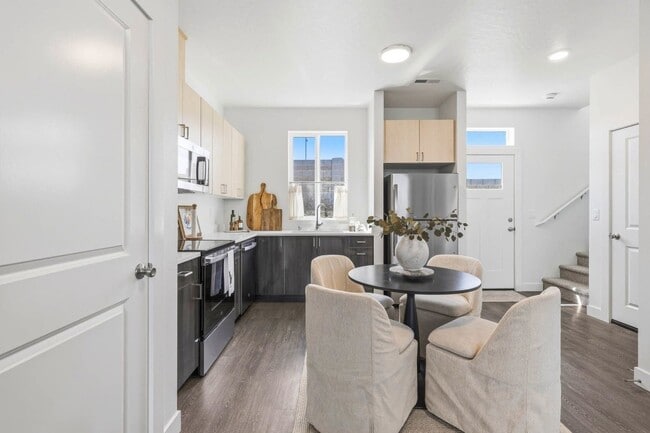 Foto del edificio - The Ridge Townhomes