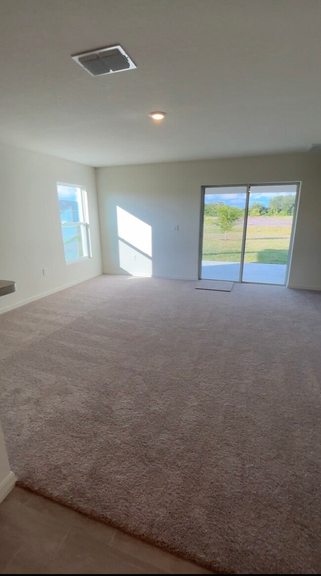 Building Photo - 414 NW 12th St