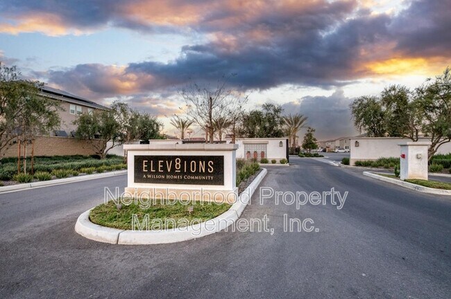 Building Photo - 2055 N Walker Ln