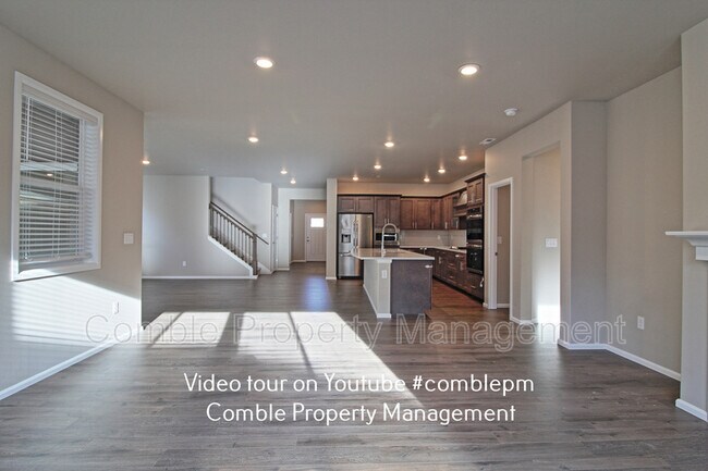 Foto del edificio - 8815 NE 199th Pl