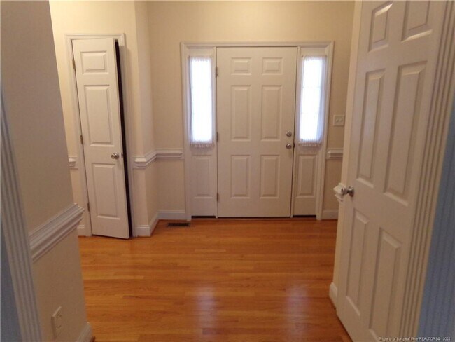 Foto del edificio - 290 Robeson St