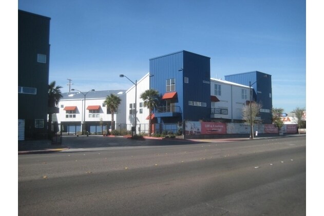 Primary Photo - 1980 E Fremont St