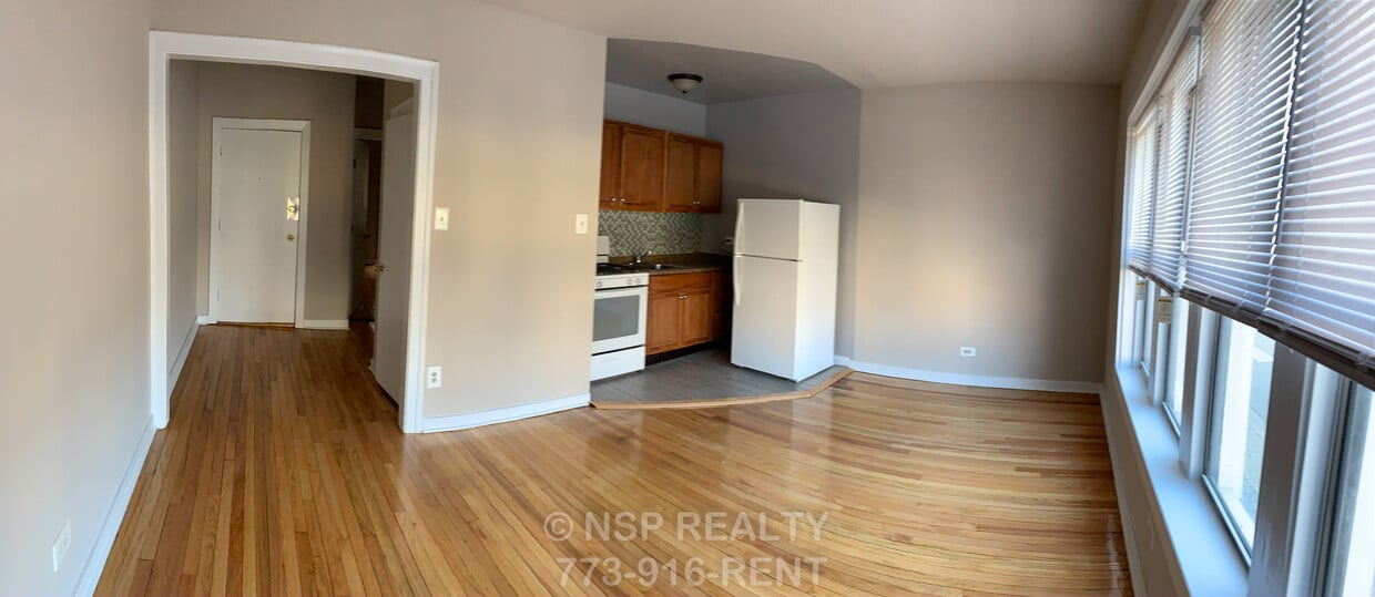 Primary Photo - 5662 N Ridge Ave