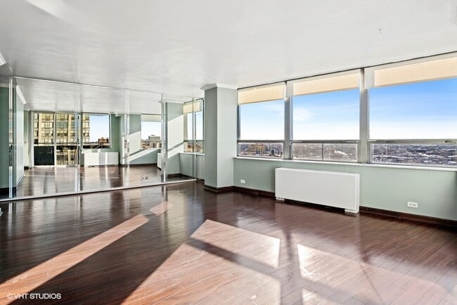 Foto del edificio - 5701 N Sheridan Rd