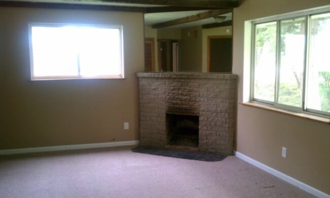 Photo - Picturesque cottage in vacation like setting! Stunning views of Tipsoco lake House