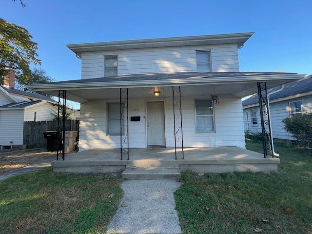 Foto principal - 1343 E Bowman St