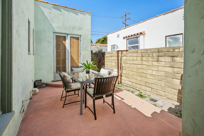 Building Photo - 3501 W 41st St