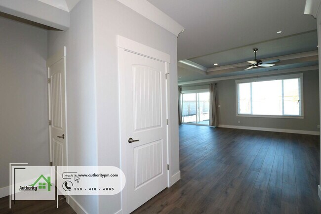 Foto del edificio - 2879 Calaveras Ct