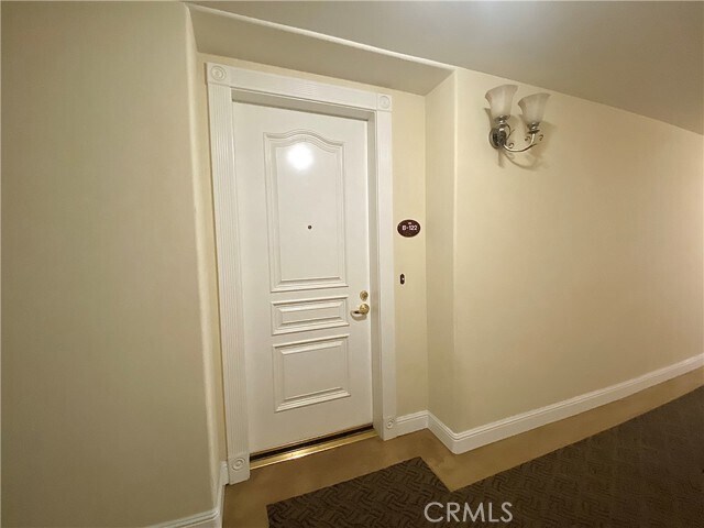 Foto del edificio - 13798 Roswell Ave