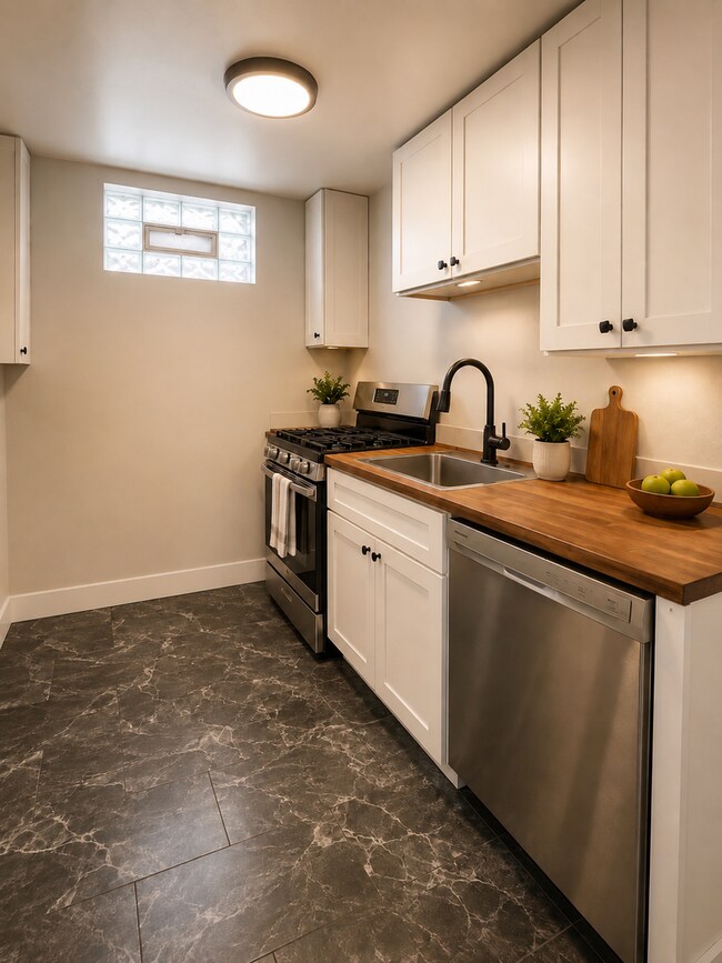 Foto del edificio - 807 W 25th St