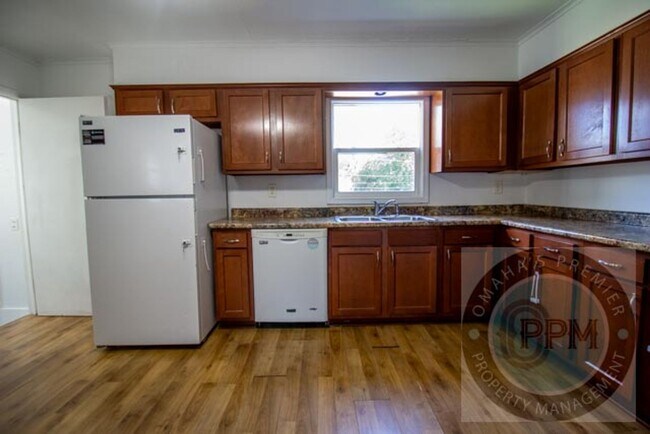 Foto del edificio - Charming 3+ Bedroom / 2 Bathroom Home | Ne...