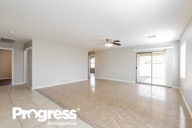 Building Photo - 4332 W Alta Vista Rd