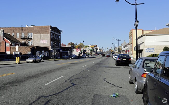 Foto del edificio - 442-448 Washington Ave