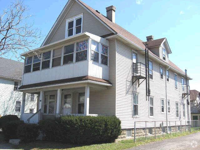 Building Photo - 791 Norton St