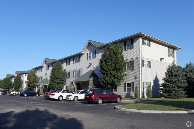Building Photo - Park Place Student Housing