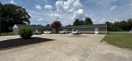 Building Photo - 1100 Cypress St