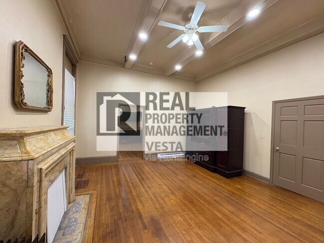 Foto del edificio - 420 College St