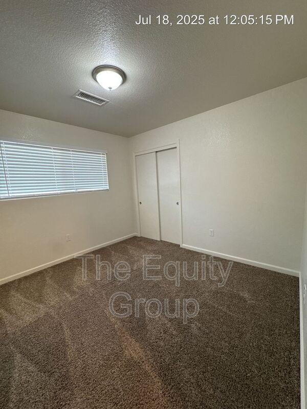 Building Photo - 1328 S Rossmoor St
