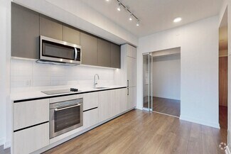 Building Photo - 150 Logan Av
