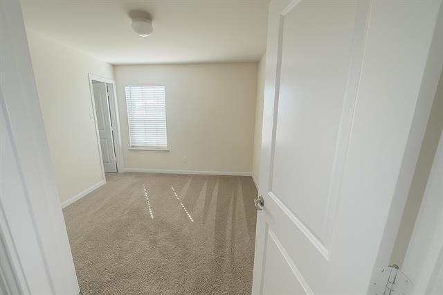 Building Photo - 612 Stampede Ln