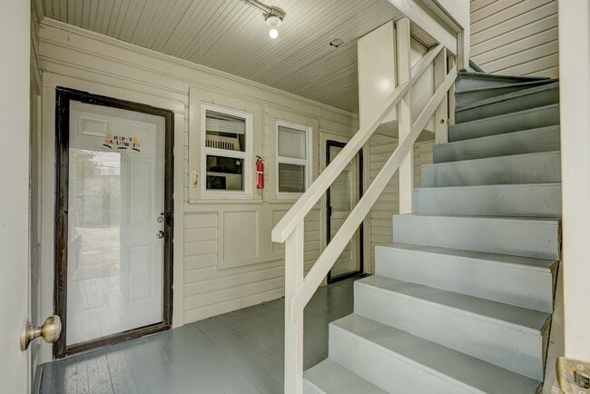 Photo - Exquisite 1 Bedroom Brownstone Apartment Steps Away from The Plaza District!