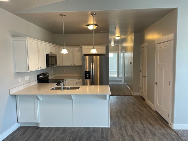 Building Photo - 13092 S Tortola Dr
