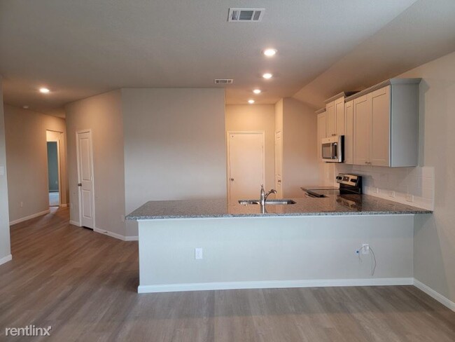 Building Photo - 3 br, 2 bath House - 3602 Manoway Bay
