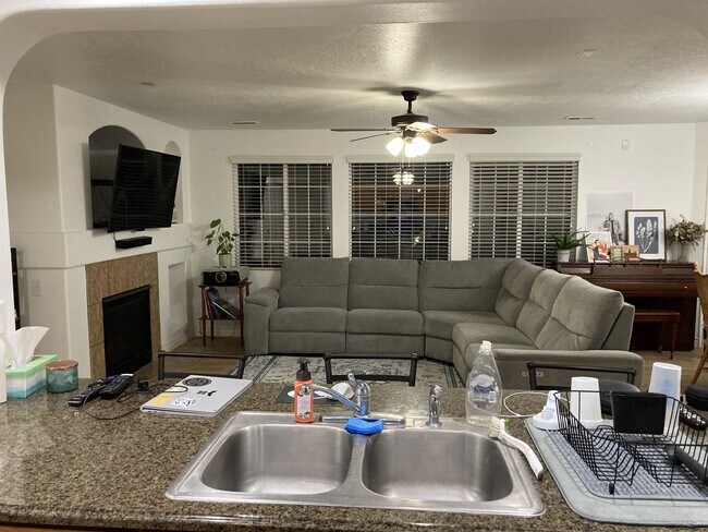 Living Room - 1171 W Dallin Dr