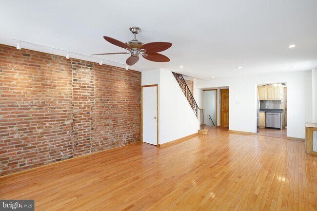 Foto del edificio - 1214 Moore St