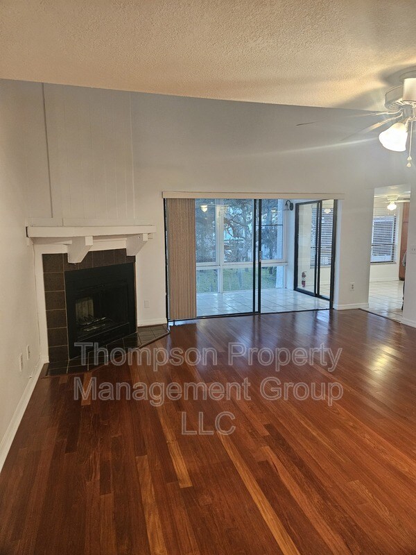 Foto del edificio - 4723 Puritan Cir