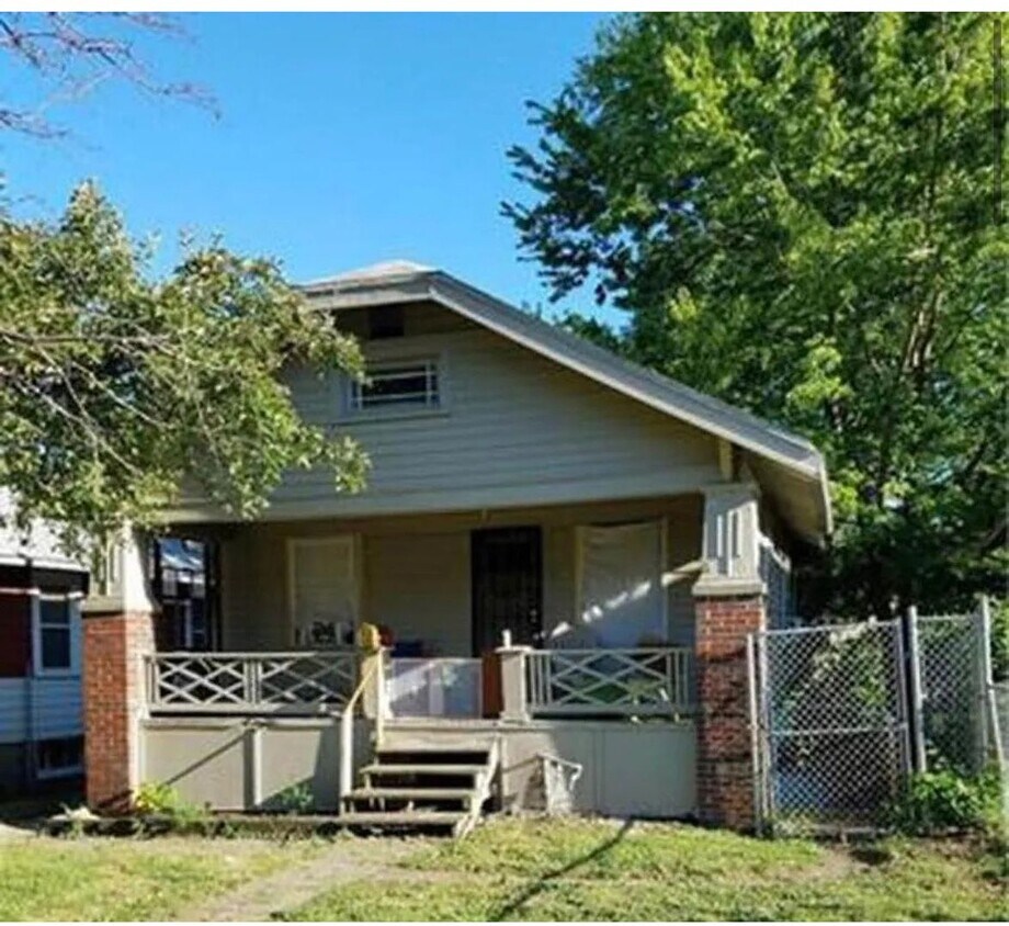 Foto principal - 3 bed 1 bath