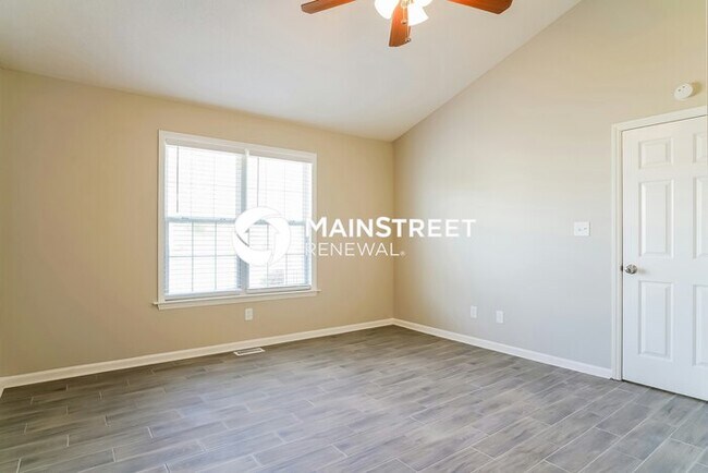 Foto del edificio - 3 Bedroom Pet-Friendly Home in Angier, NC with Main Street Renewal