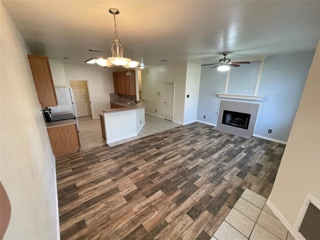 Building Photo - 8010 Willet Trail