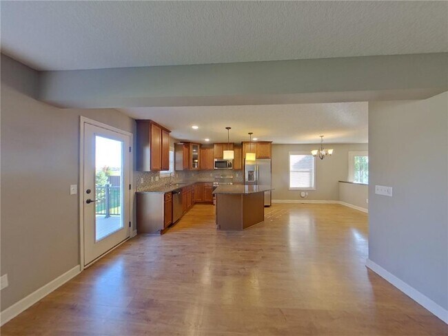 Foto del edificio - 9779 5th St Ln N