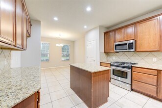 Building Photo - 9503 Herons Grove Ln