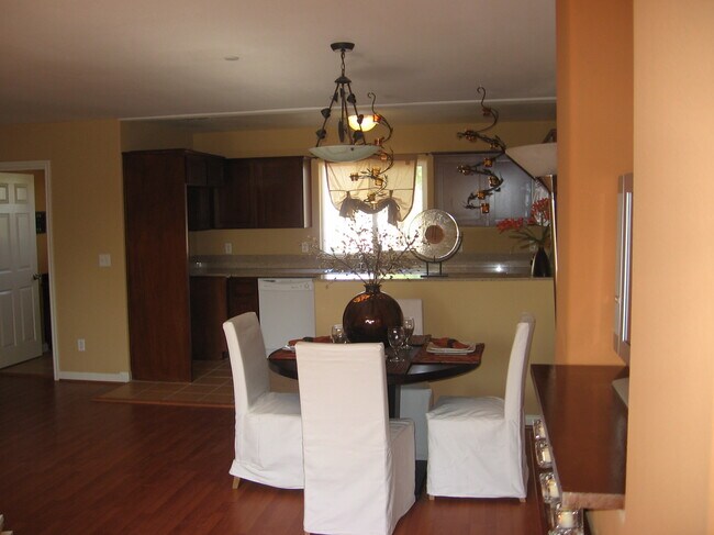 Foto del edificio - 13801 Hoyt St