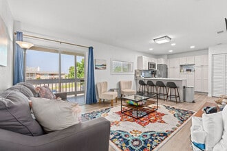Building Photo - 4000 Gulf Terrace Dr