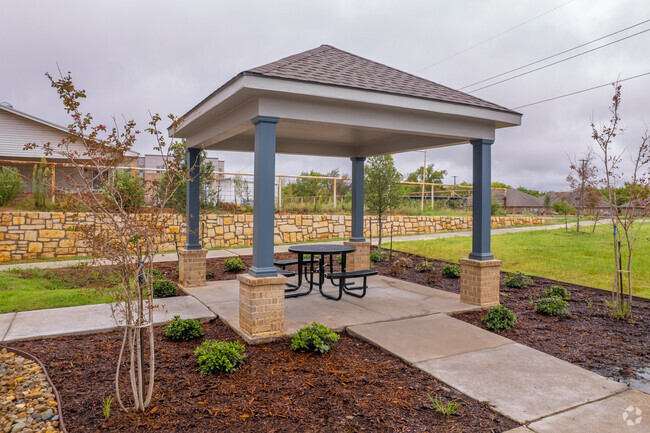 Outdoor Gazebo - Reserve at Sulphur Springs