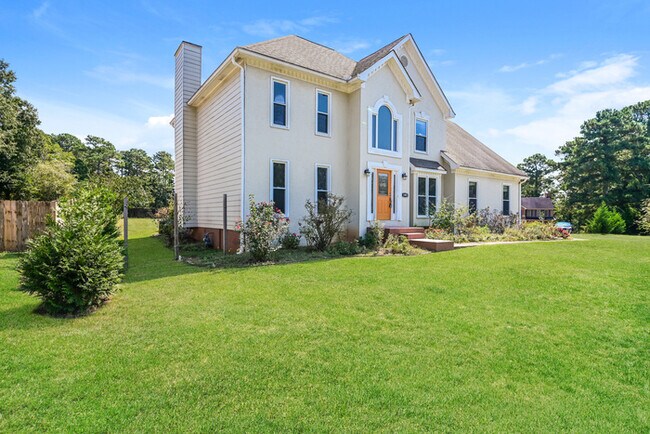 Building Photo - 11492 Summer Creek Dr