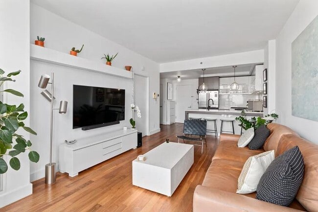 Building Photo - 1 bedroom in Brooklyn NY 11211