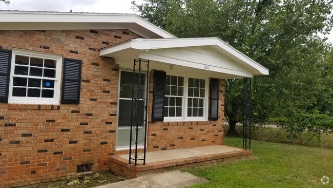 Exterior front - 416 West Lakeside avenue