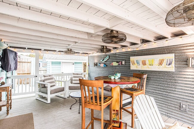 Foto del edificio - 202 Corto Pl