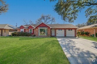 Building Photo - 2318 Haverhill Dr