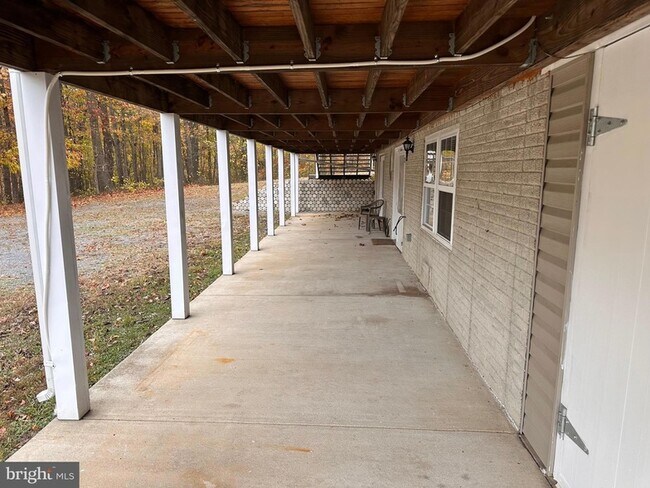 Foto del edificio - 2289 Potomac Rd