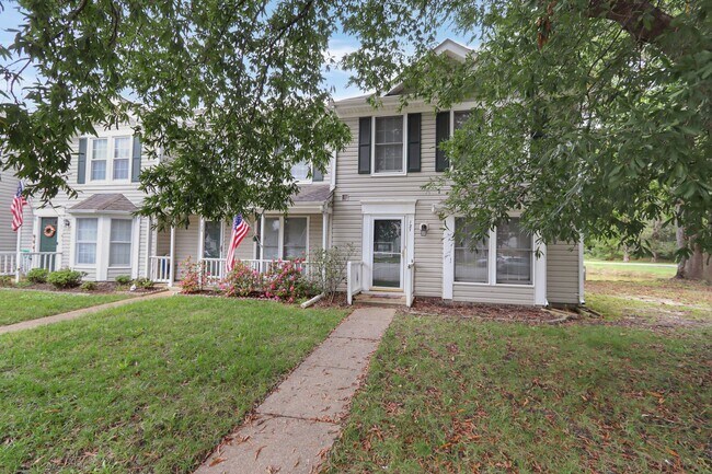 Foto del edificio - 127 Sterling Ct