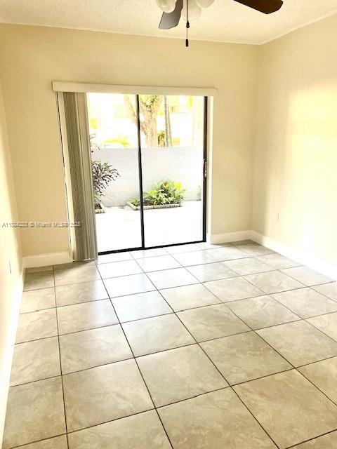 Foto del edificio - 8888 SW 131st Ct